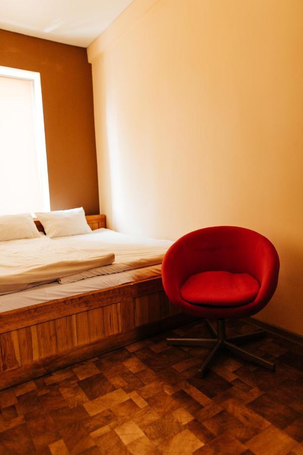 Hostel Tarnopil Тернопил Екстериор снимка