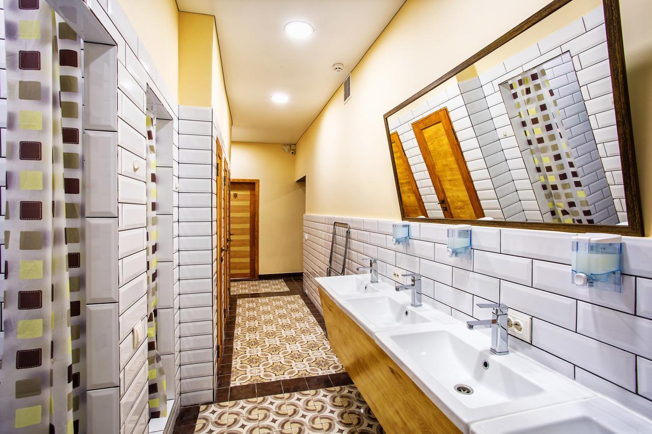 Hostel Tarnopil Тернопил Екстериор снимка